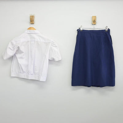 【中古】大阪府 四天王寺高等学校 女子制服 2点（シャツ・スカート）sf029435