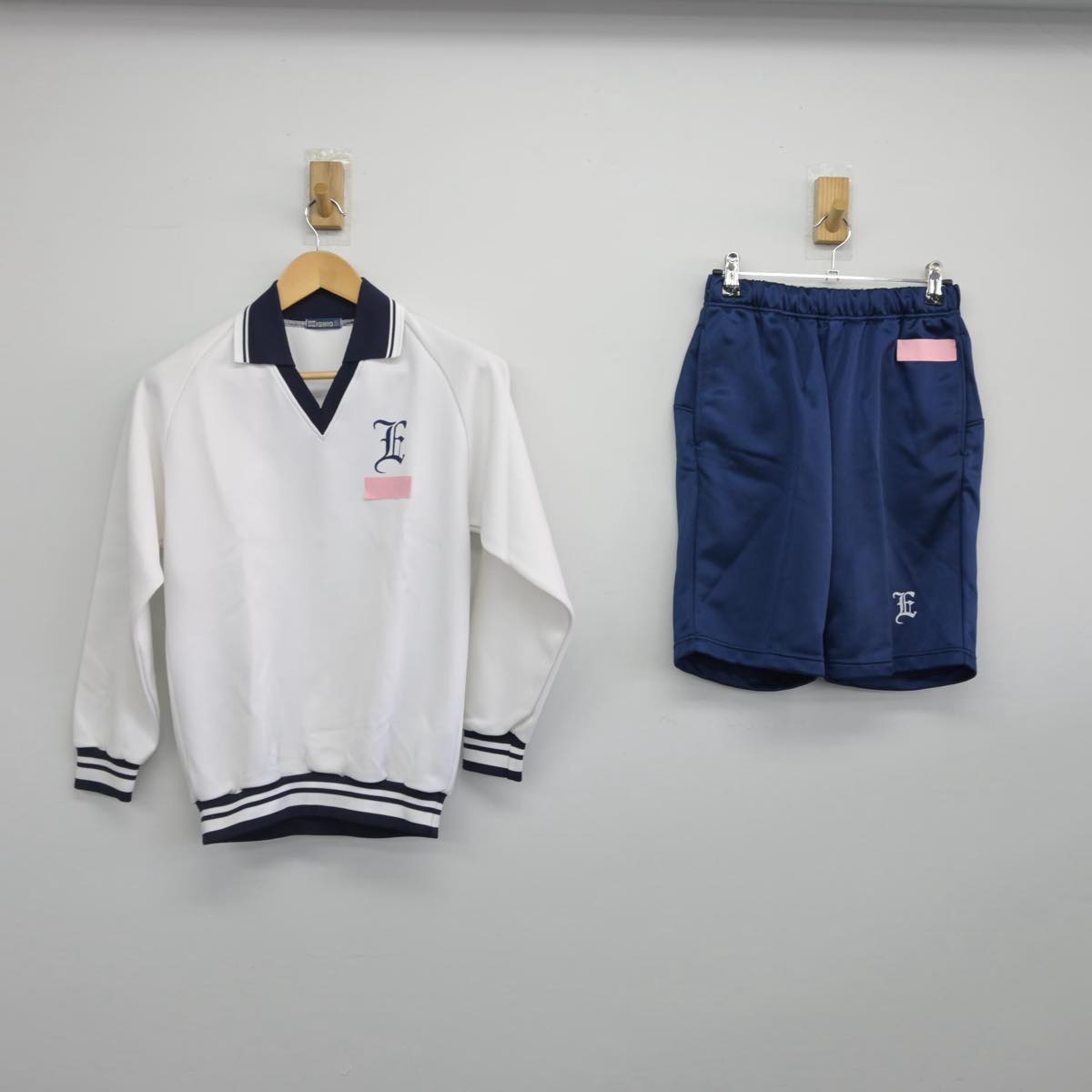 【中古】愛知県 栄徳高等学校 女子制服 2点（体操服 上・体操服 下）sf029504