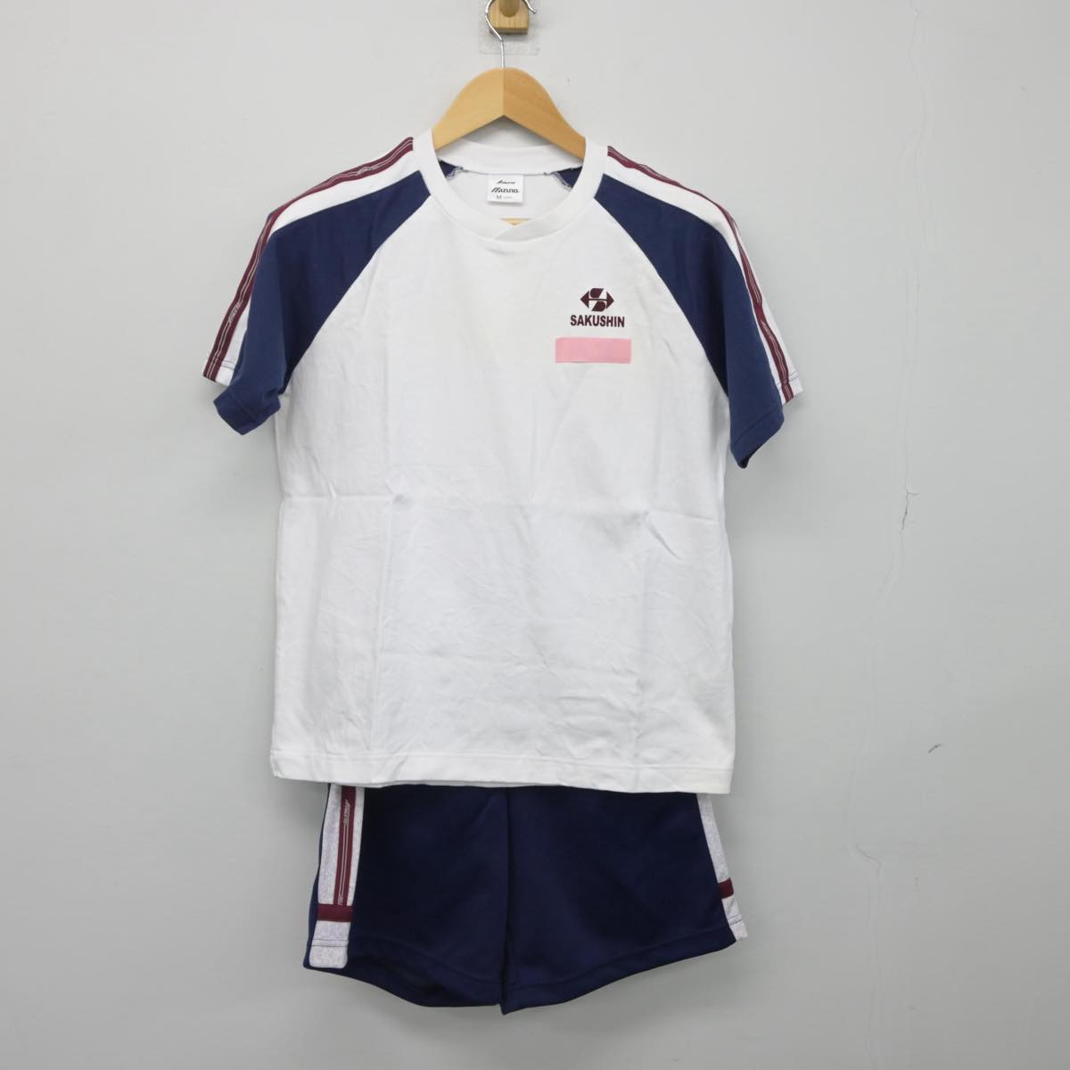 【中古】栃木県 作新学院高等学校 女子制服 2点（体操服 上・体操服 下）sf029557