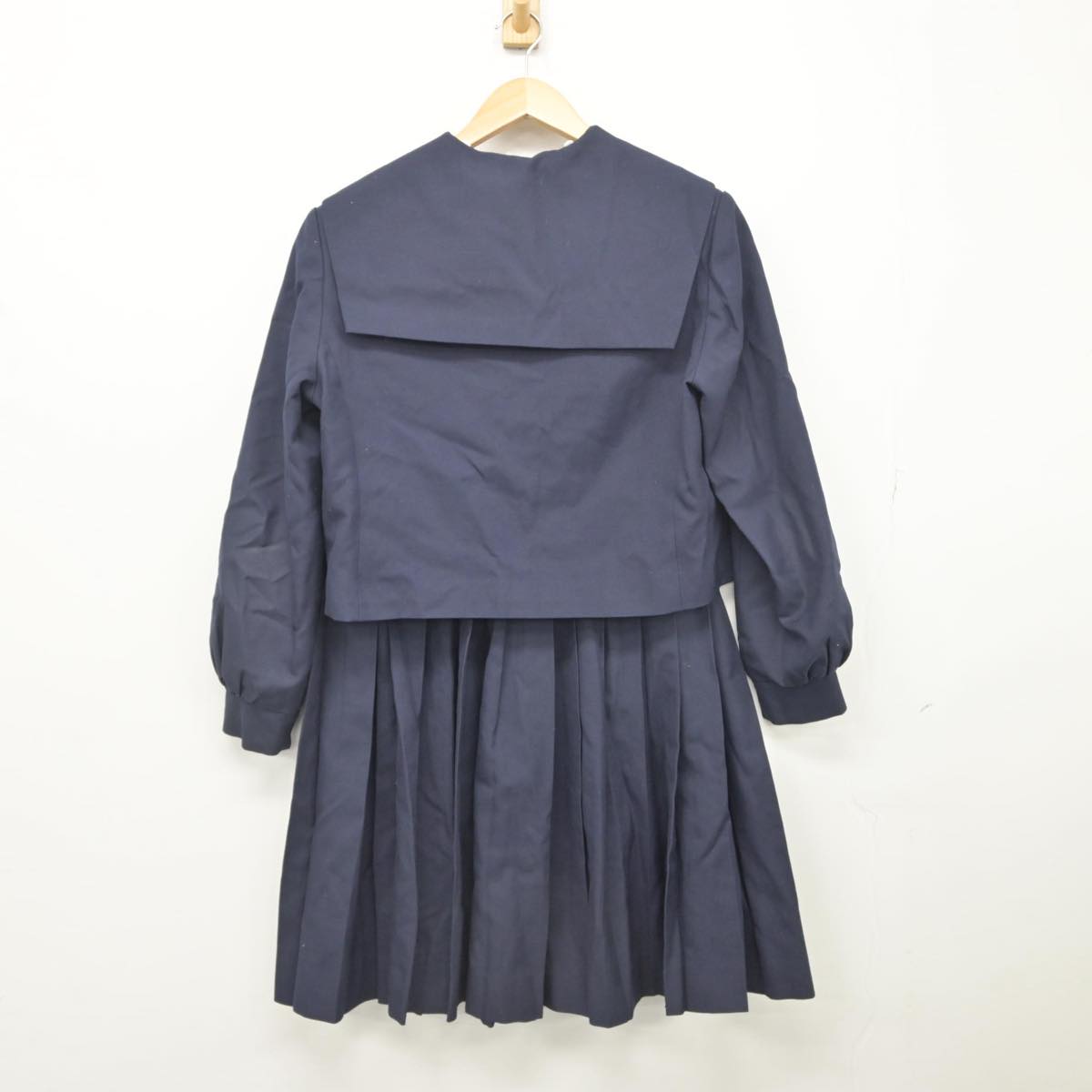 【中古】愛知県 治郎丸中学校 女子制服 3点（セーラー服・スカート）sf029560