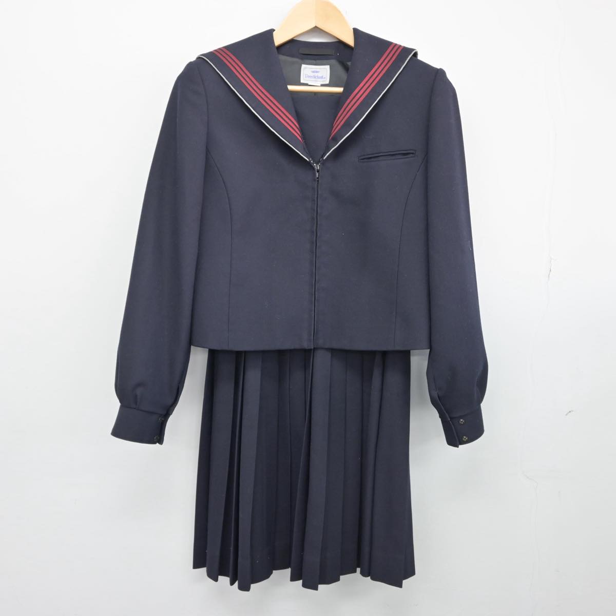 【中古】和歌山県 海南高等学校 女子制服 2点（セーラー服・スカート）sf029623