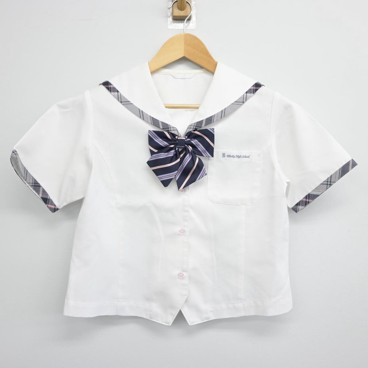 【中古】愛知県 栄徳高等学校 女子制服 2点（セーラー服・スカート）sf029648