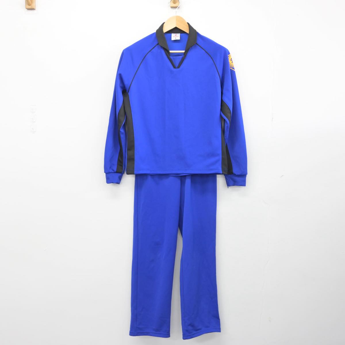 【中古】長野県 長野市立北部中学校 女子制服 2点（ジャージ 上・ジャージ 下）sf029773