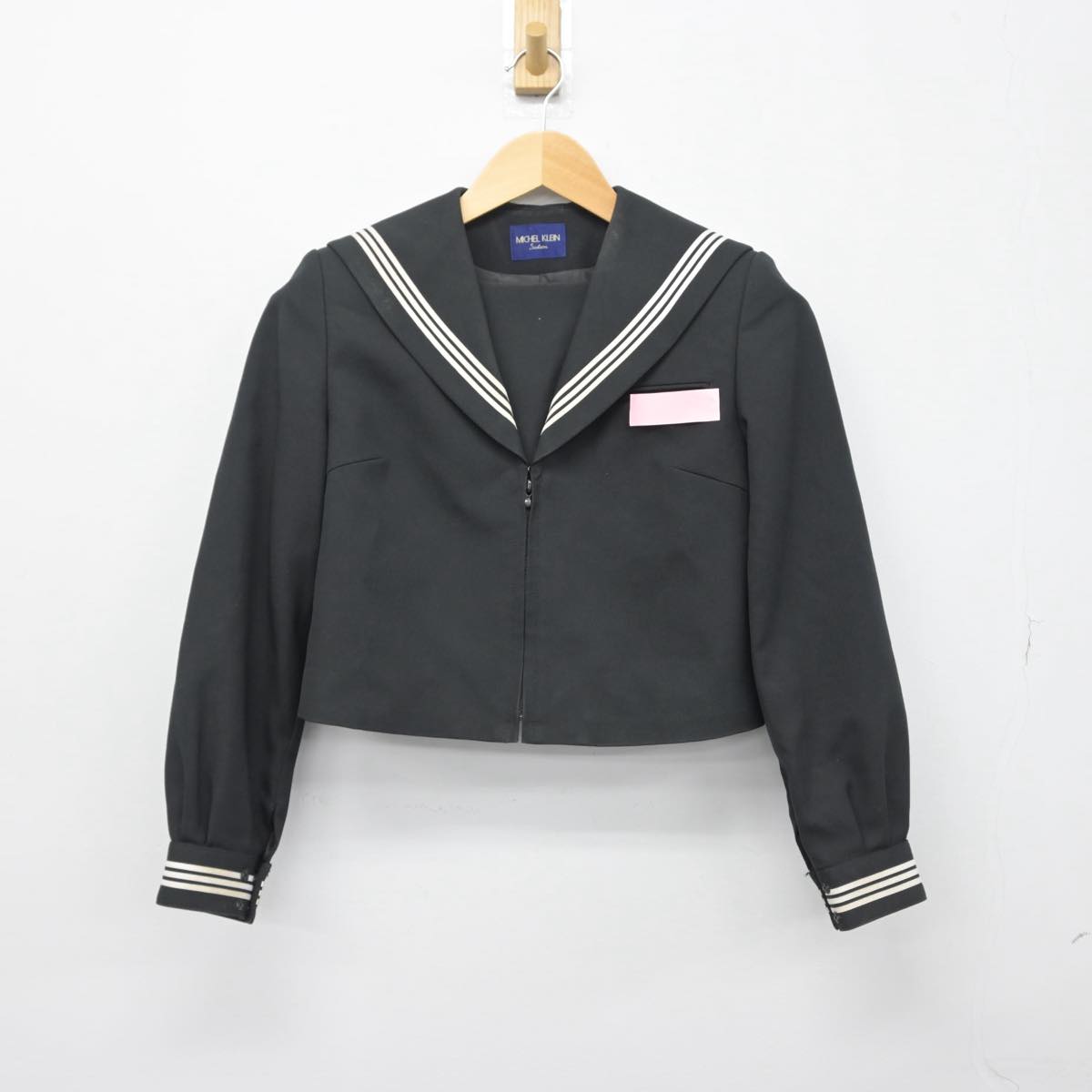 【中古】大分県 宇佐中学校 女子制服 2点（セーラー服・スカート）sf029849