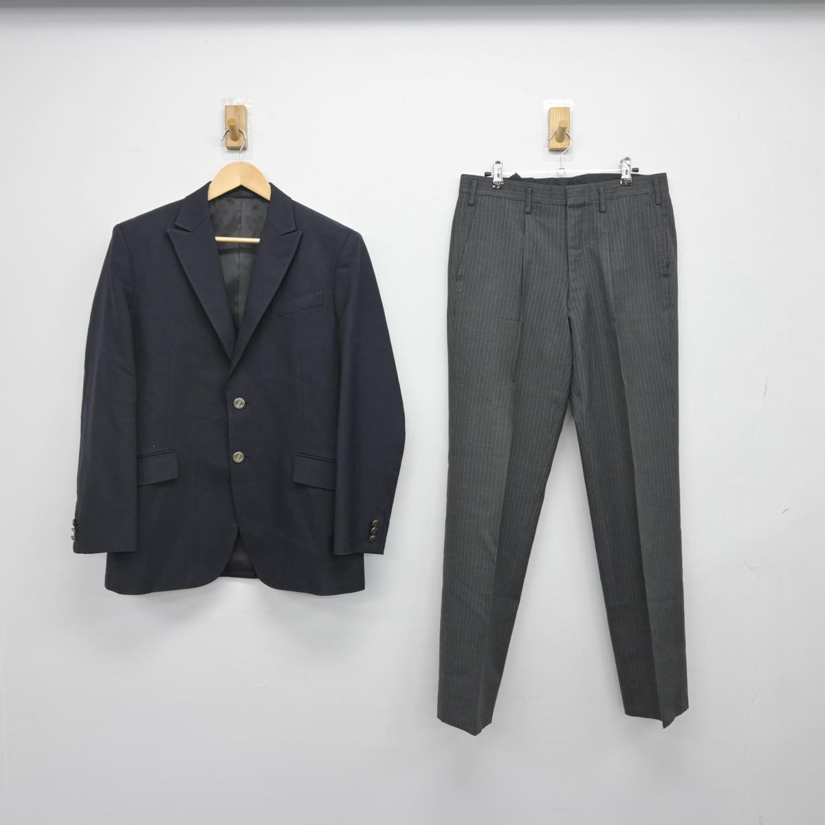 【中古】東京都 巣鴨高等学校 男子制服 2点（ブレザー・ズボン）sf029870