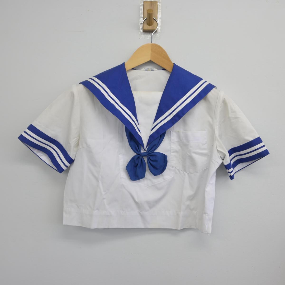 【中古】熊本県 託麻中学校 女子制服 3点（セーラー服・スカート）sf029894