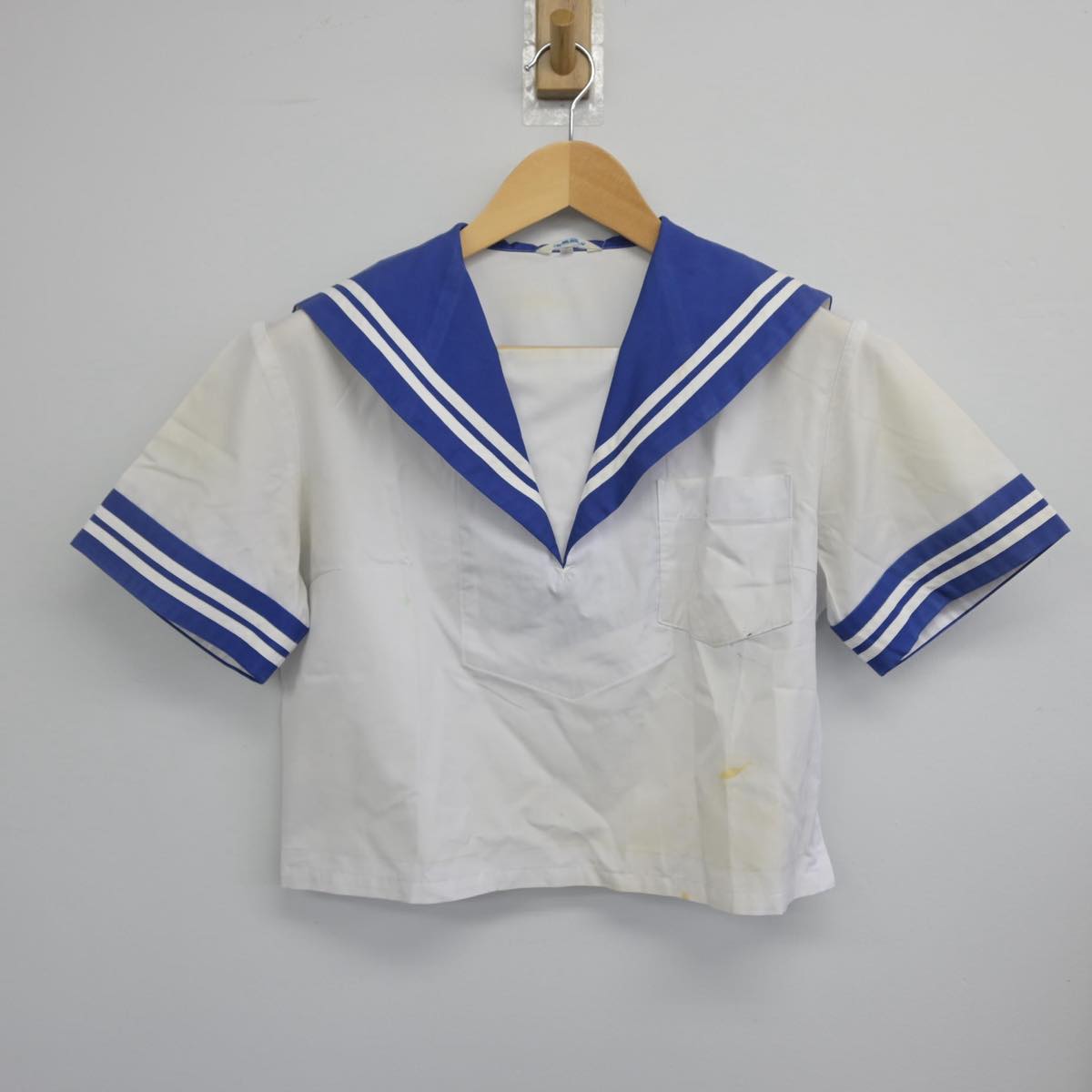 【中古】熊本県 託麻中学校 女子制服 2点（セーラー服・スカート）sf029895