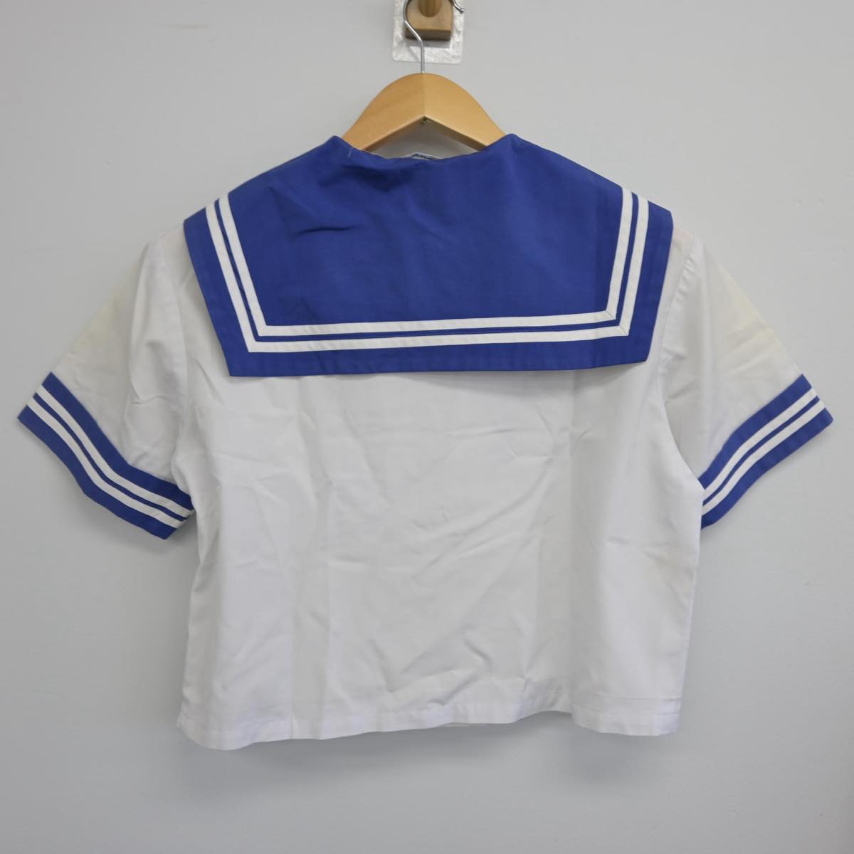 【中古】熊本県 託麻中学校 女子制服 2点（セーラー服・スカート）sf029895