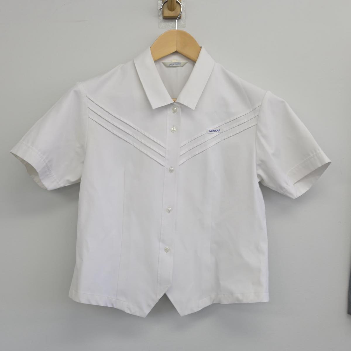 【中古】福岡県 玄界高等学校 女子制服 2点（シャツ・スカート）sf029910