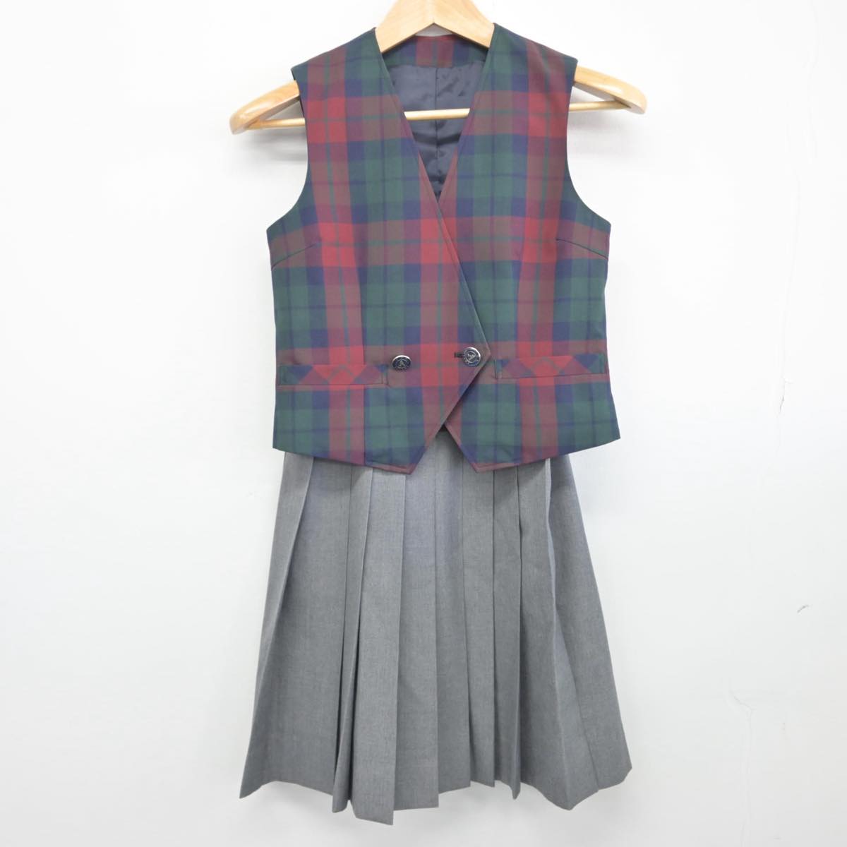 【中古】東京都 青山中学校 女子制服 2点（ベスト・スカート）sf030023