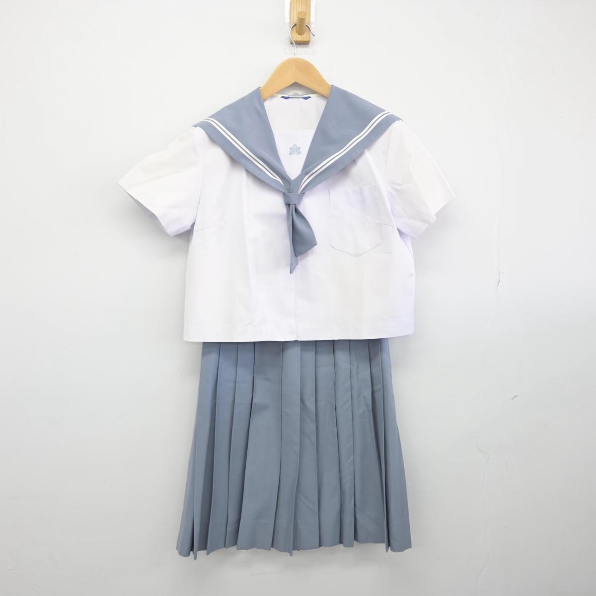 【中古】鹿児島県 鹿児島市立城西中学校 女子制服 5点（セーラー服・セーラー服・スカート）sf030084