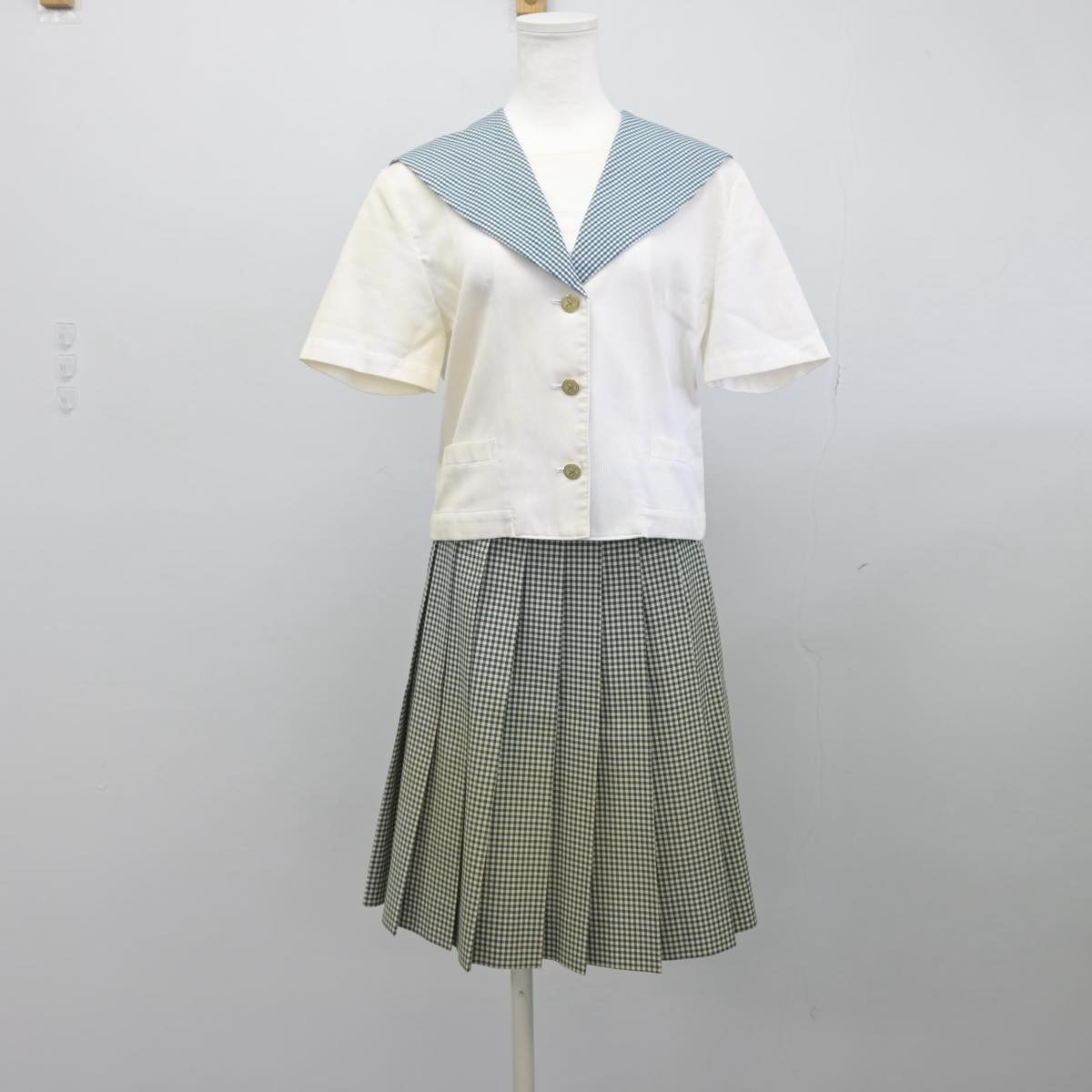 【中古】岡山県 就実高等学校 女子制服 2点（セーラー服・スカート）sf030110