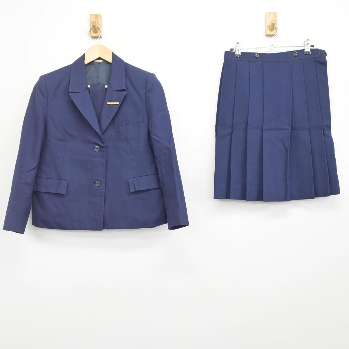 【中古】京都府 京都女子高等学校 女子制服 4点（ブレザー・スカート）sf030175