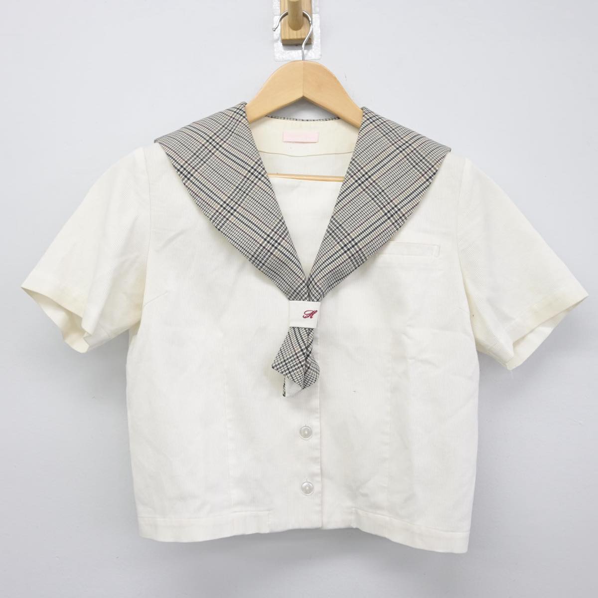 【中古】富山県 富山北部高等学校 女子制服 2点（セーラー服・ニットベスト）sf030185