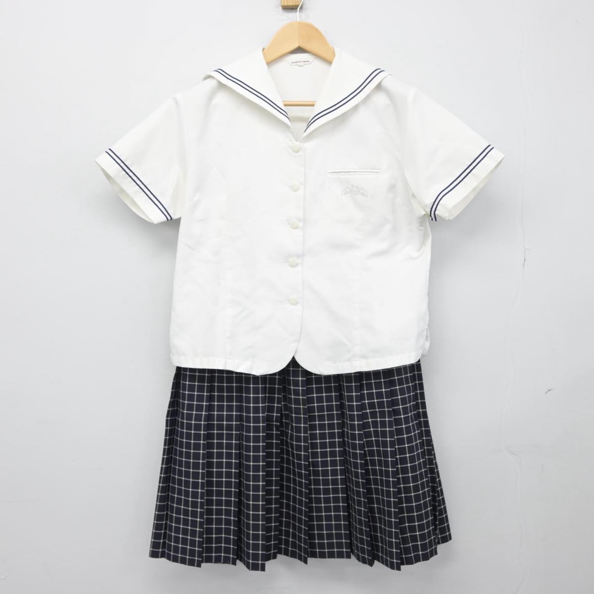 【中古】群馬県 高崎商科大学附属高等学校 女子制服 2点（セーラー服・スカート）sf030217