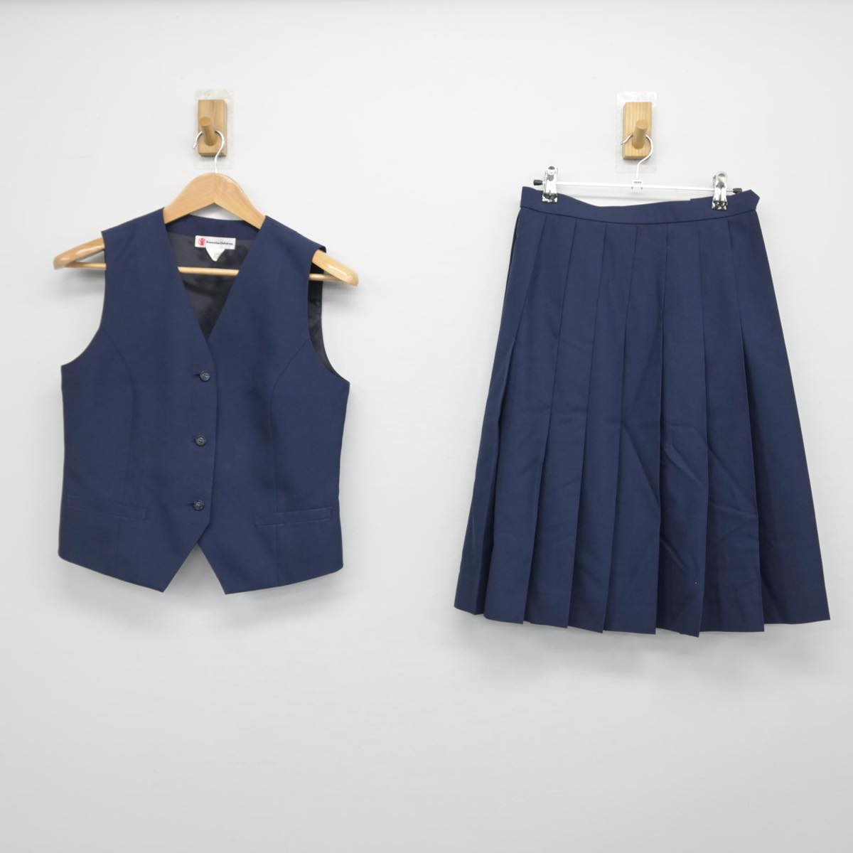 【中古】神奈川県 田奈中学校 女子制服 2点（ベスト・スカート）sf030221