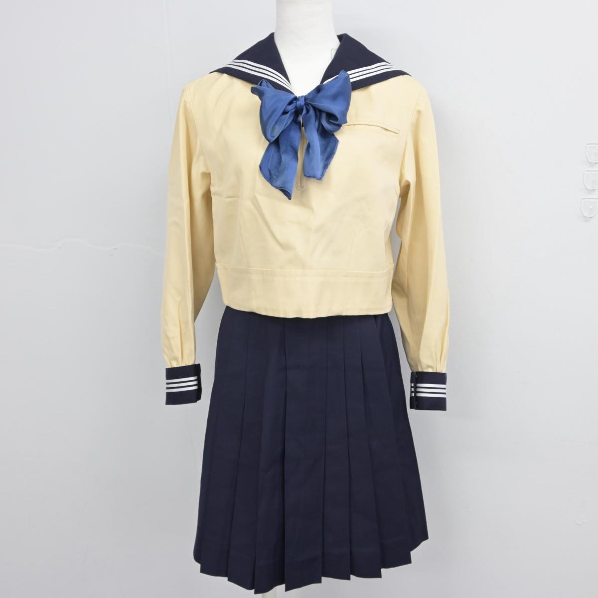 【中古】東京都 東京女学館中学校高等学校 女子制服 4点（セーラー服・スカート・スカート）sf030226