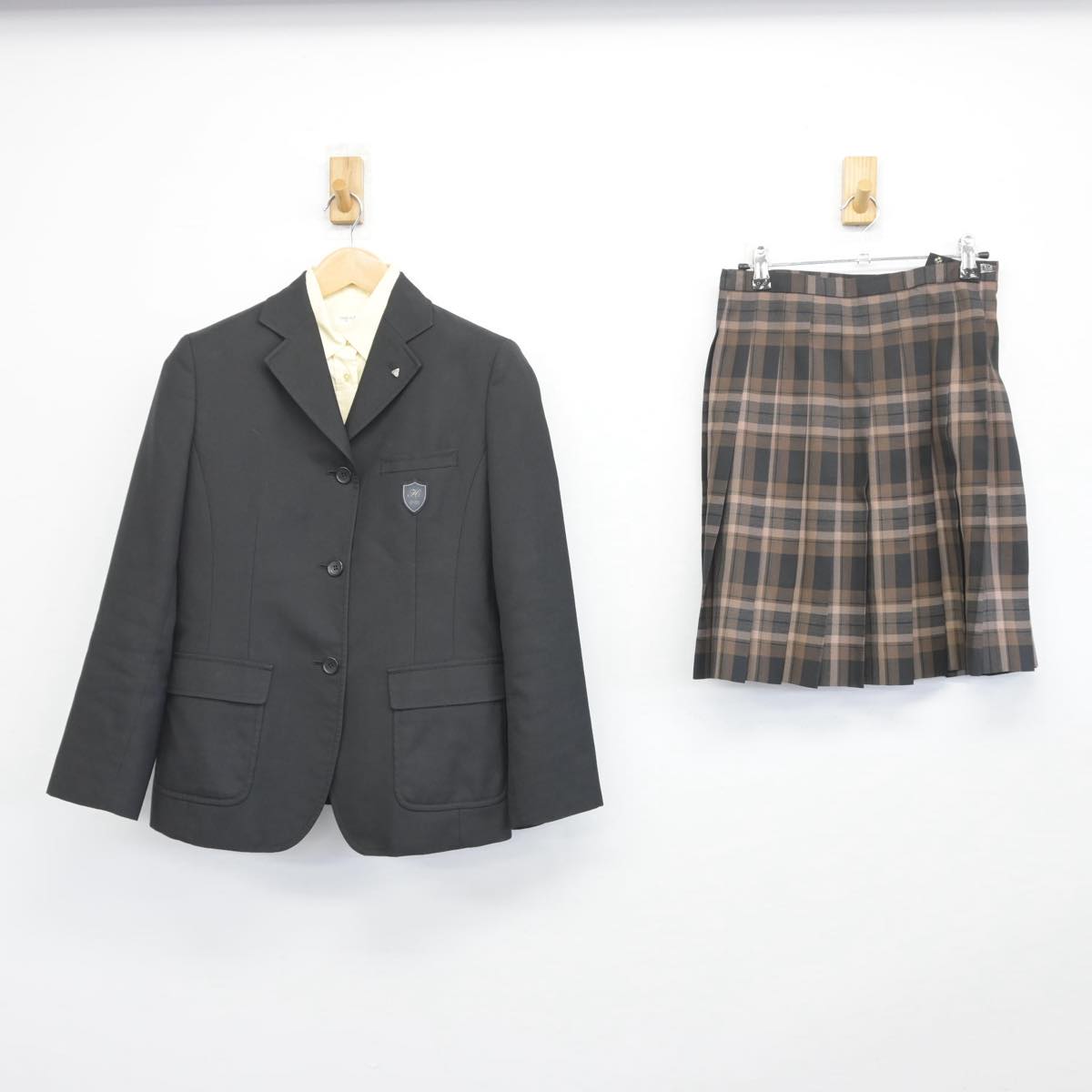 【中古】東京都 八王子学園八王子高等学校 女子制服 4点（ブレザー・シャツ・スカート）sf030245