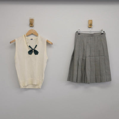 【中古】東京都 田園調布学園高等部 女子制服 3点（ニットベスト・スカート）sf030249