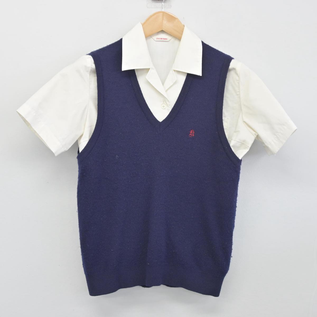 【中古】愛知県 向陽高等学校 女子制服 2点（シャツ・ニットベスト）sf030264