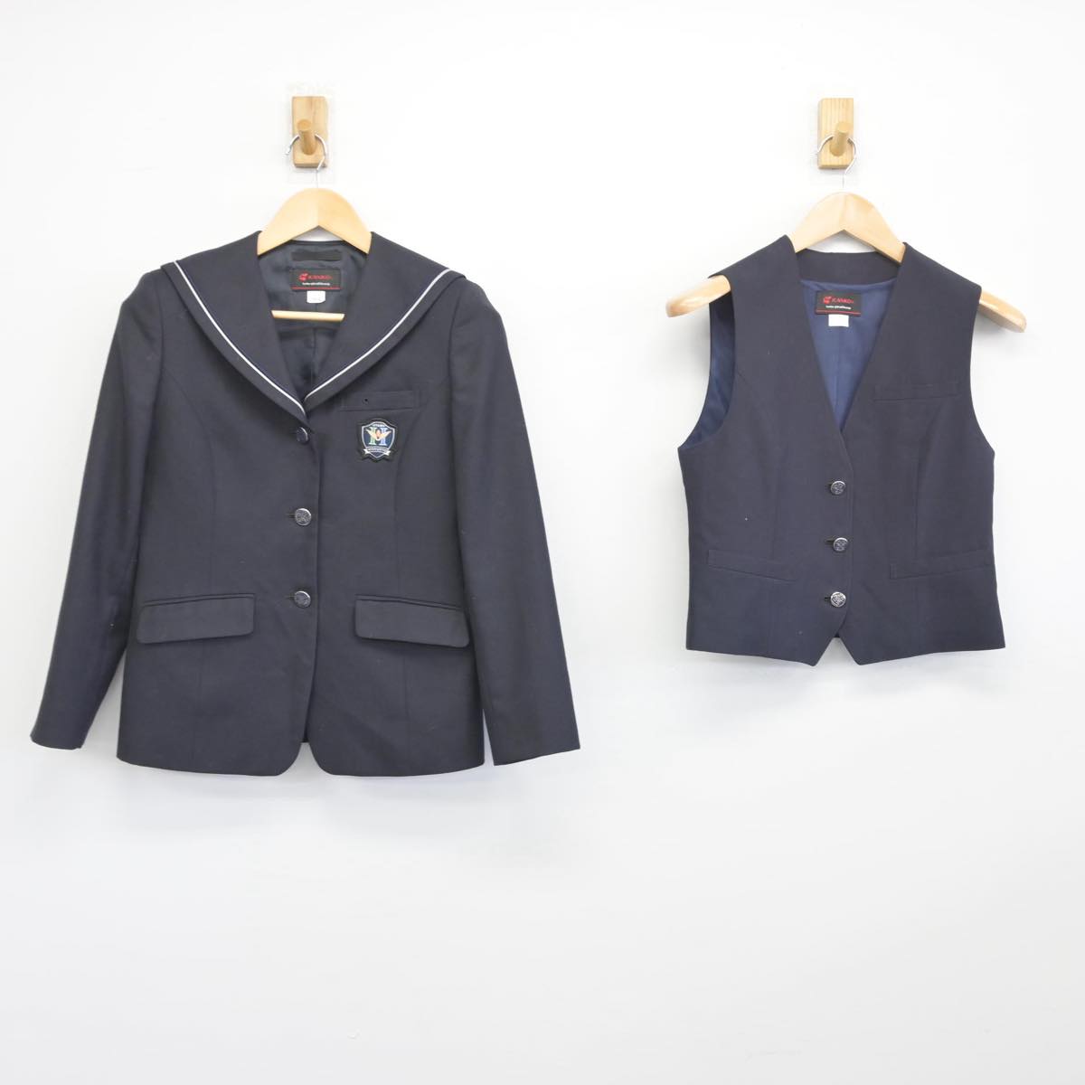 【中古】北海道 北陵中学校 女子制服 3点（ブレザー・ベスト・スカート）sf030269