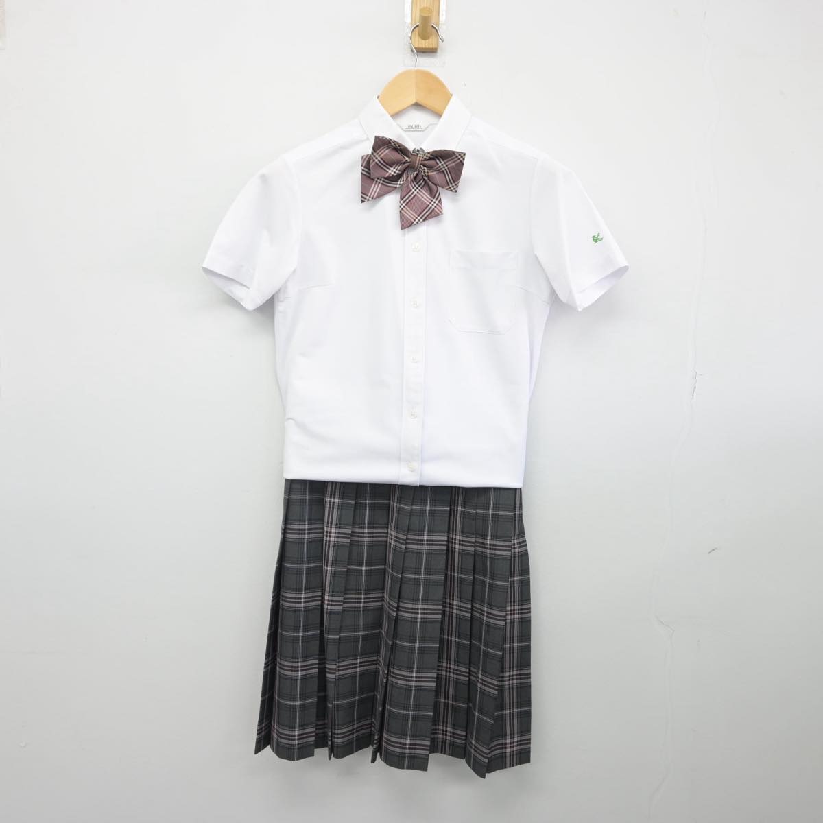 【中古】兵庫県 育英高等学校 女子制服 4点（シャツ・スカート）sf030292