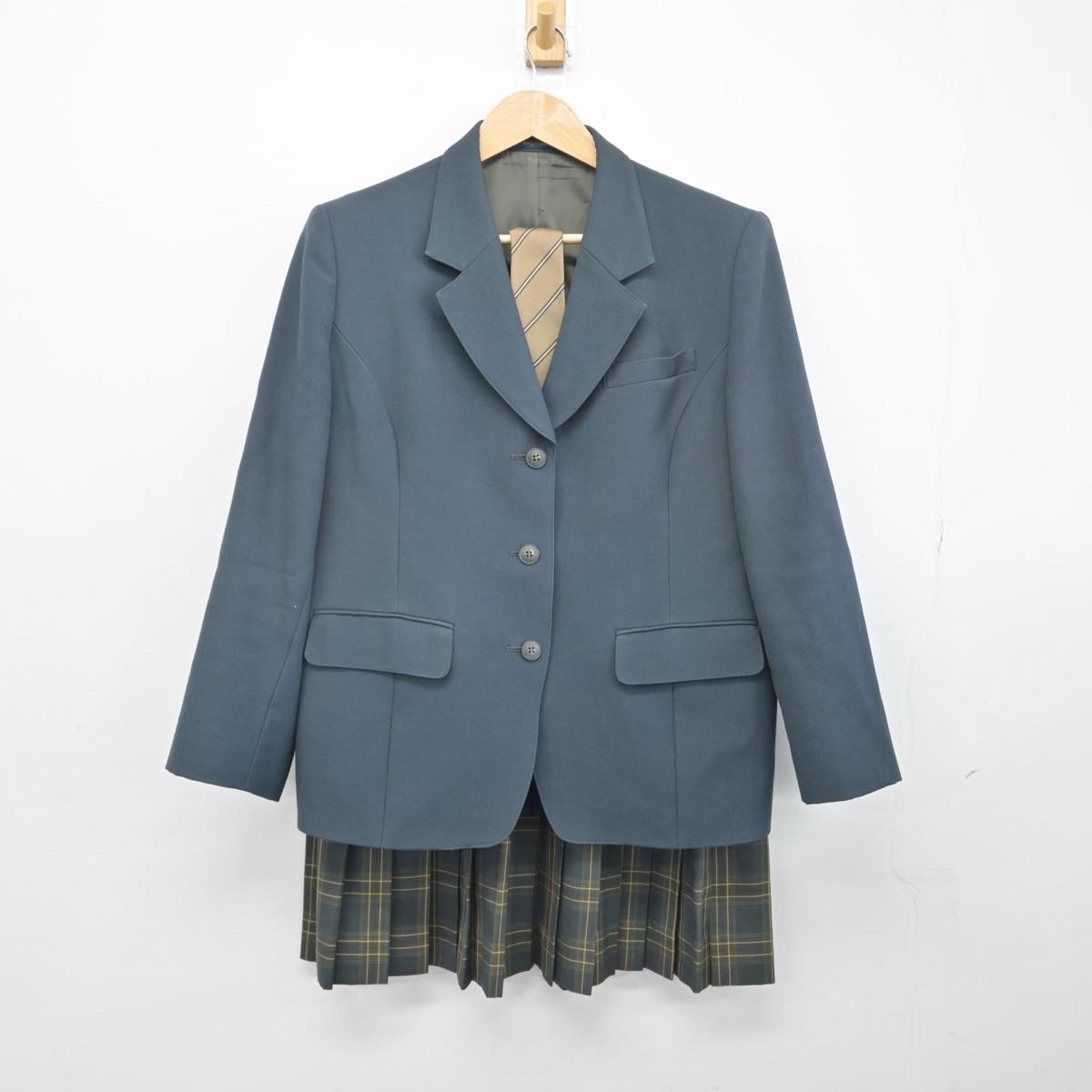 【中古】岡山県 玉野高等学校 女子制服 3点（ブレザー・スカート）sf030299