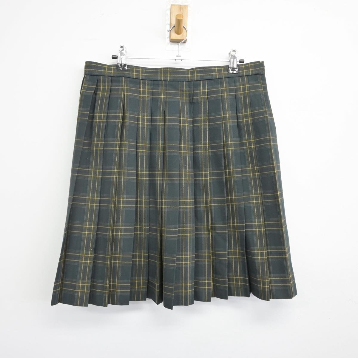 【中古】岡山県 玉野高等学校 女子制服 2点（ニット・スカート）sf030300