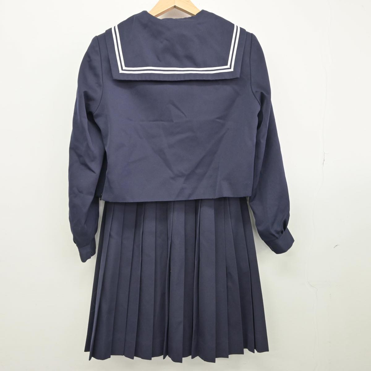 【中古】愛知県 豊南中学校 女子制服 3点（セーラー服・スカート）sf030350