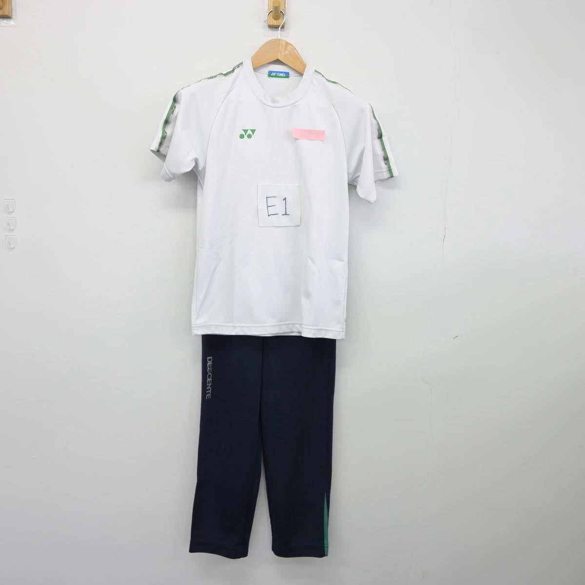 【中古】千葉県 八千代松陰高等学校 女子制服 3点（ジャージ 上・体操服 上・ジャージ 下）sf030415