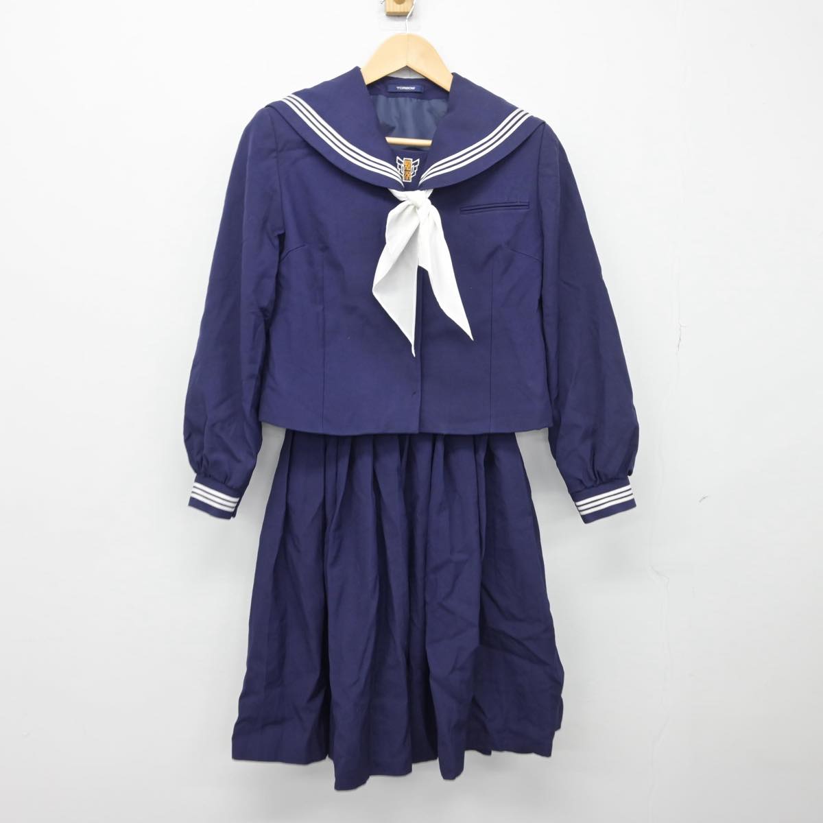 【中古】千葉県 畑沢中学校 女子制服 3点（セーラー服・スカート）sf030429