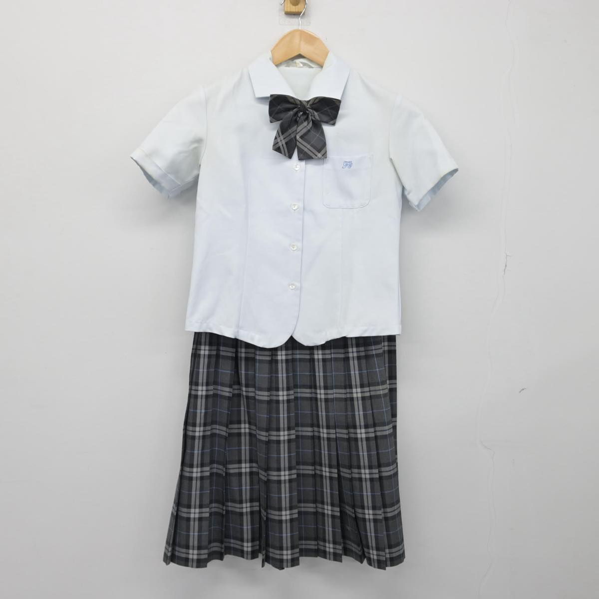 【中古】東京都 藤村女子高等学校 女子制服 3点（シャツ・スカート）sf030445