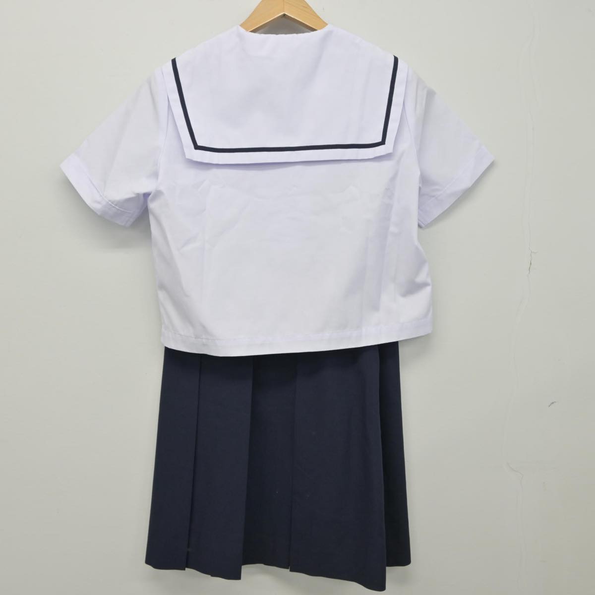 【中古】岡山県 岡山一宮高等学校 女子制服 3点（セーラー服・スカート）sf030490