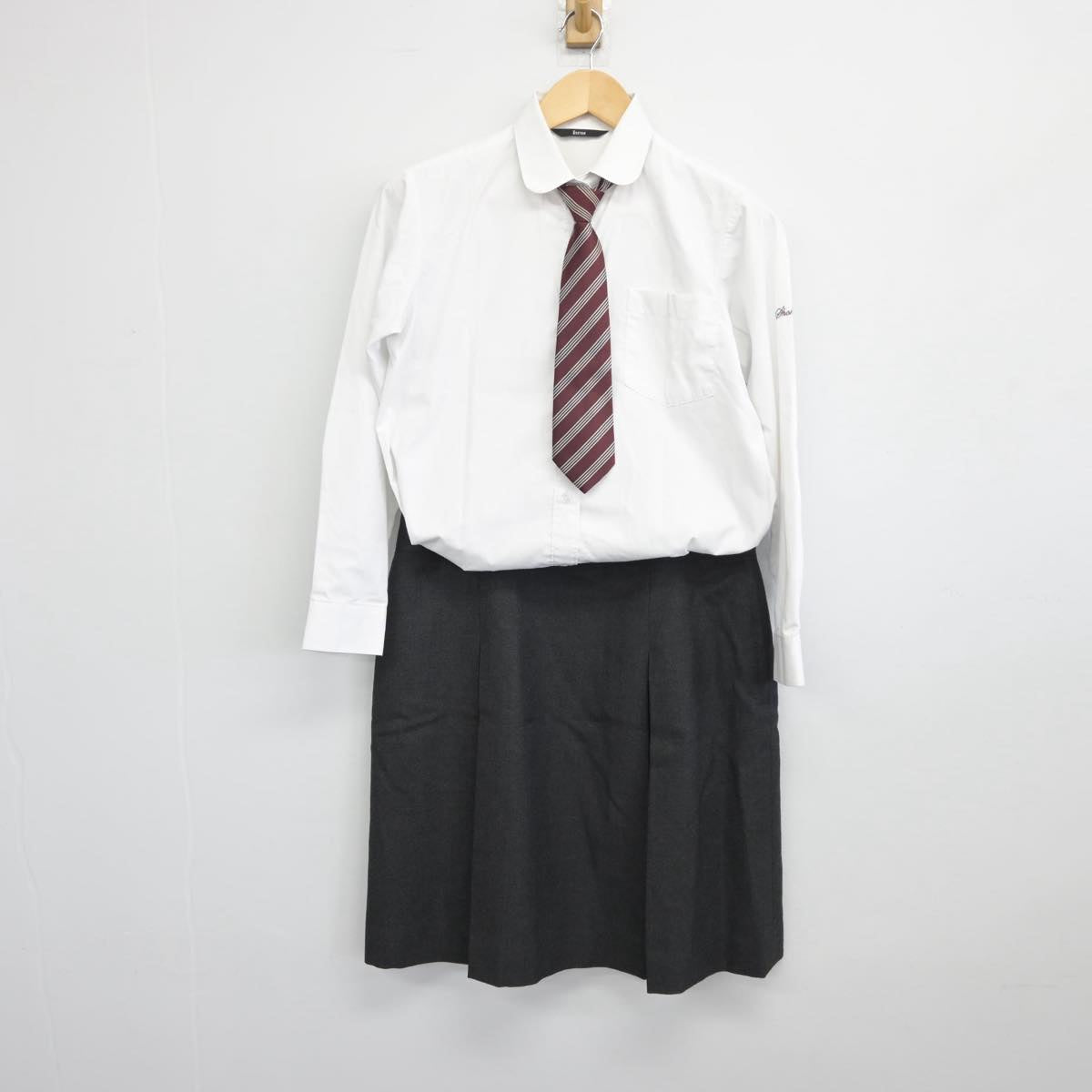 【中古】埼玉県 昌平高等学校 女子制服 4点（ブレザー・シャツ・スカート）sf030525