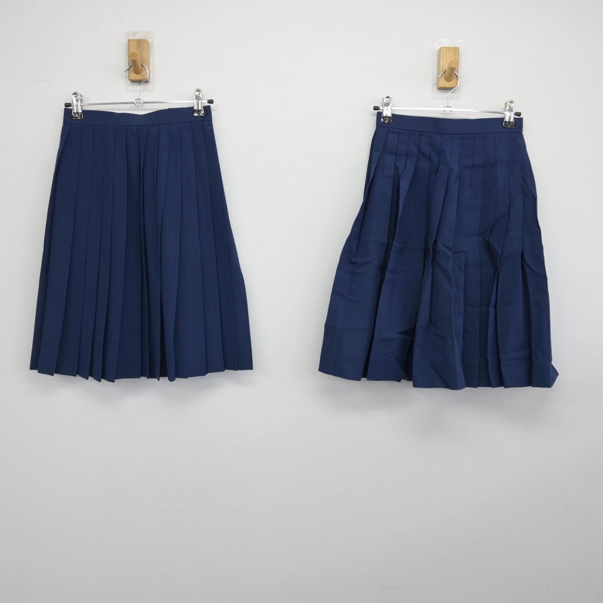 【中古】愛知県 愛知淑徳高等学校 女子制服 2点（スカート）sf030544