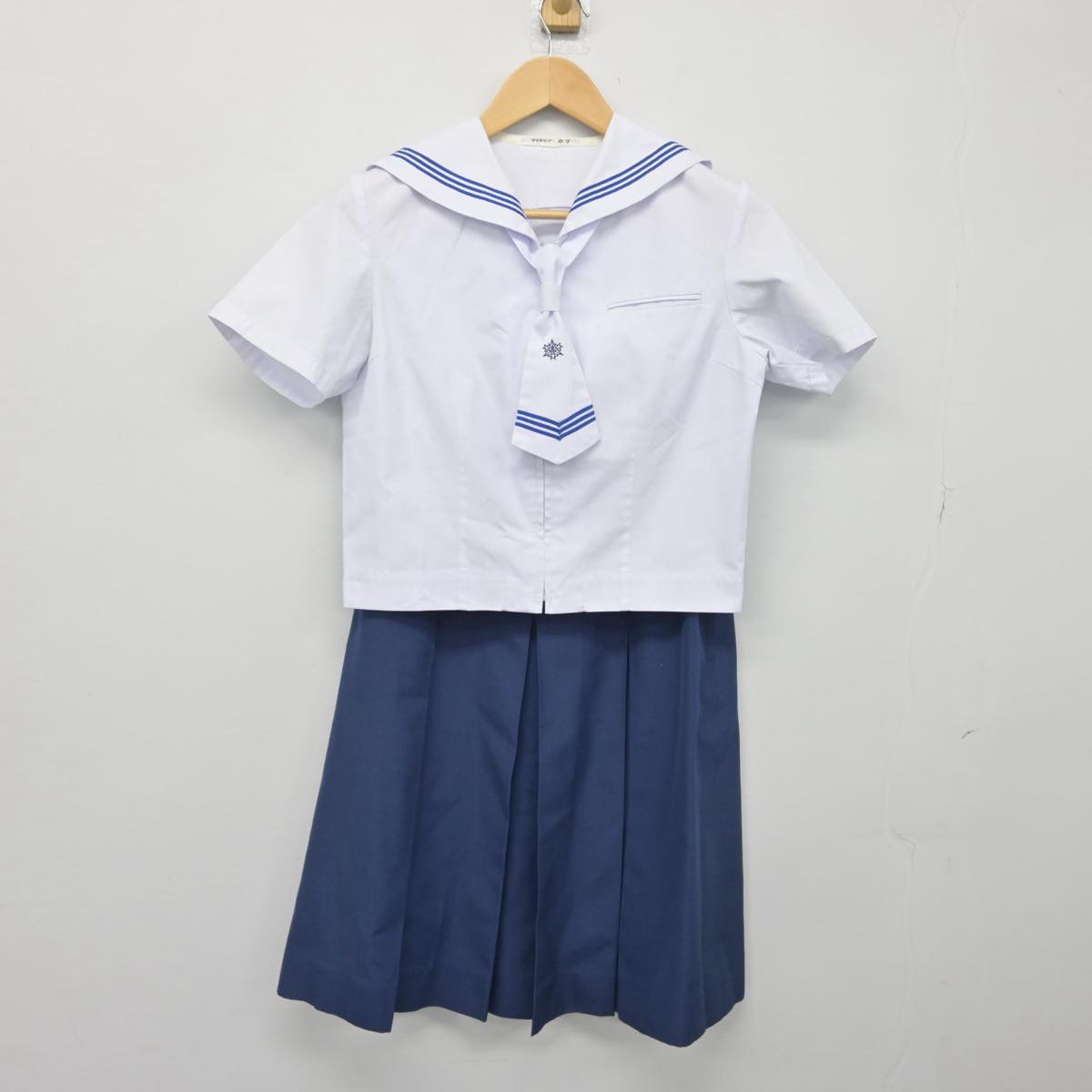 【中古】福岡県 香住丘高等学校 女子制服 3点（セーラー服・スカート）sf030566