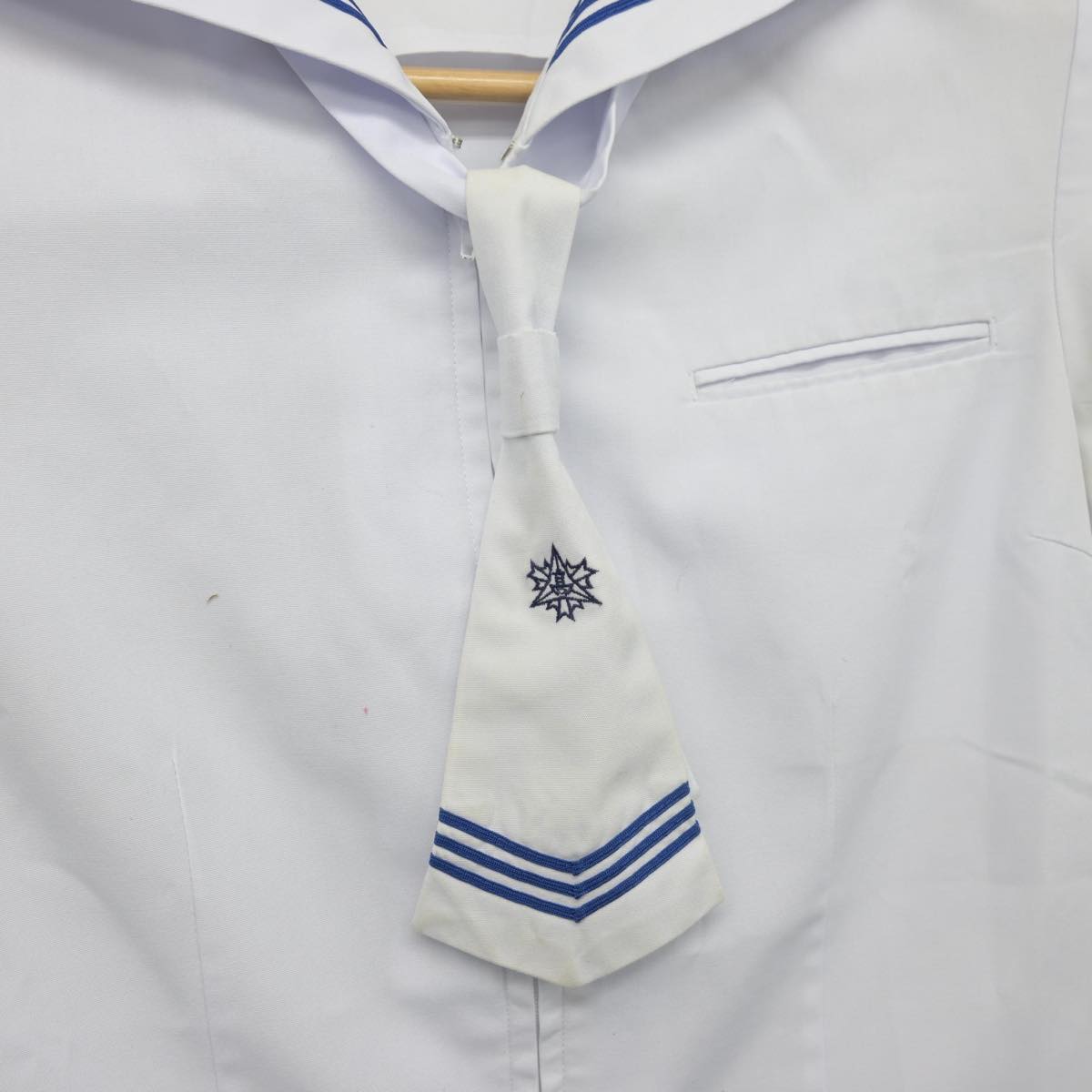 【中古】福岡県 香住丘高等学校 女子制服 3点（セーラー服・スカート）sf030567