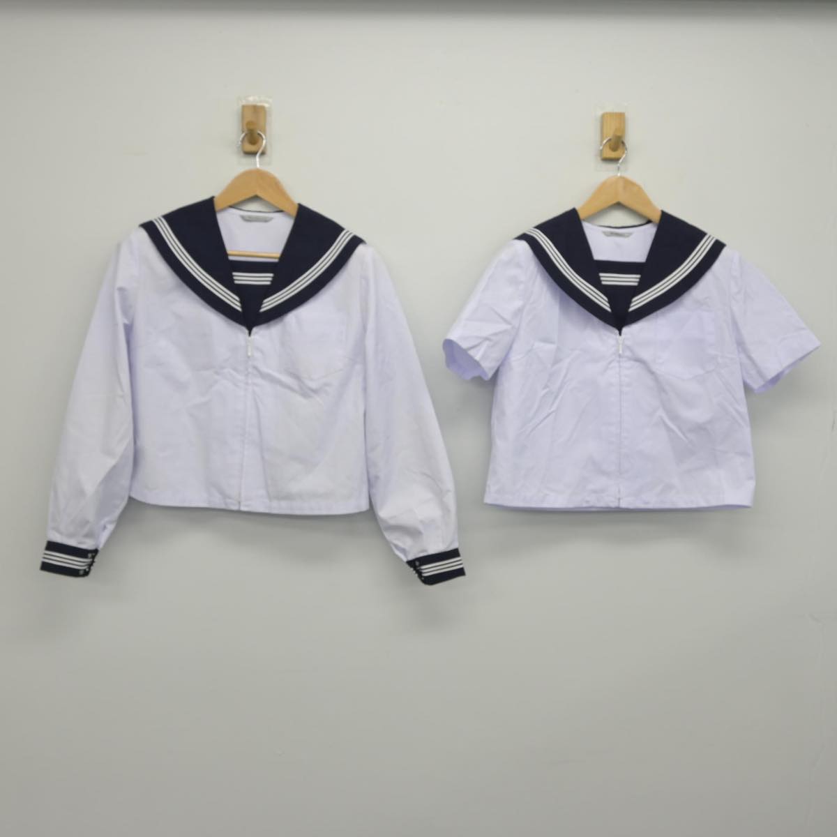 【中古】富山県 大門中学校 女子制服 2点（セーラー服）sf030605