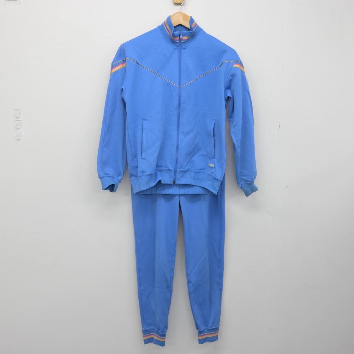 【中古】群馬県 桜木中学校 女子制服 2点（ジャージ 上・ジャージ 下）sf030617