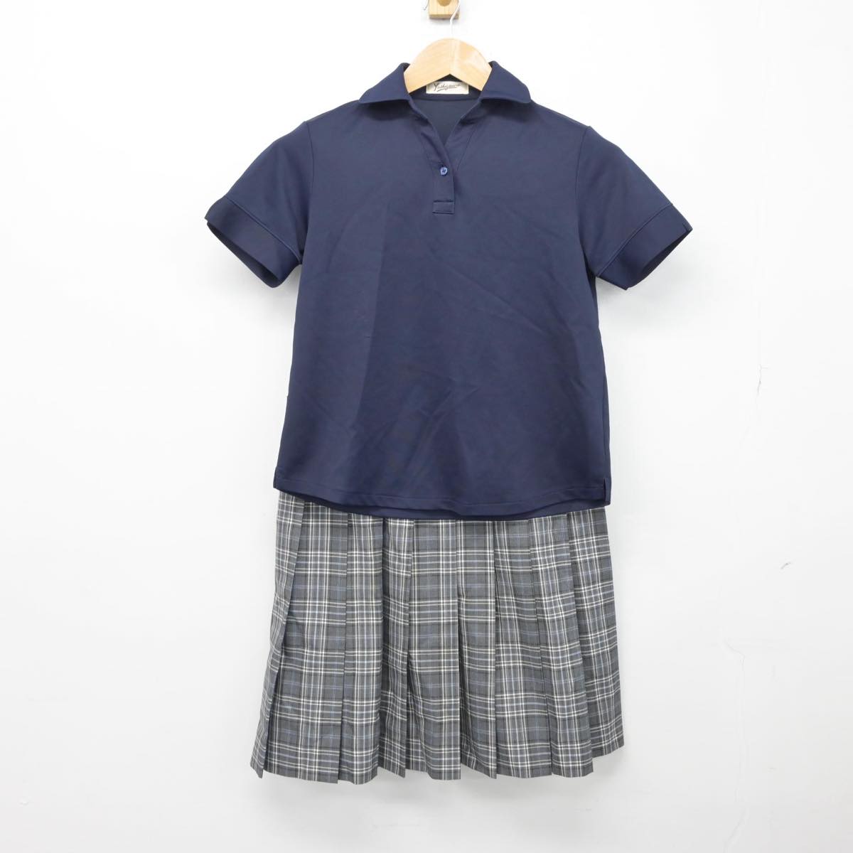 【中古】東京都 神田女学園中学校 女子制服 2点（シャツ・スカート）sf030620