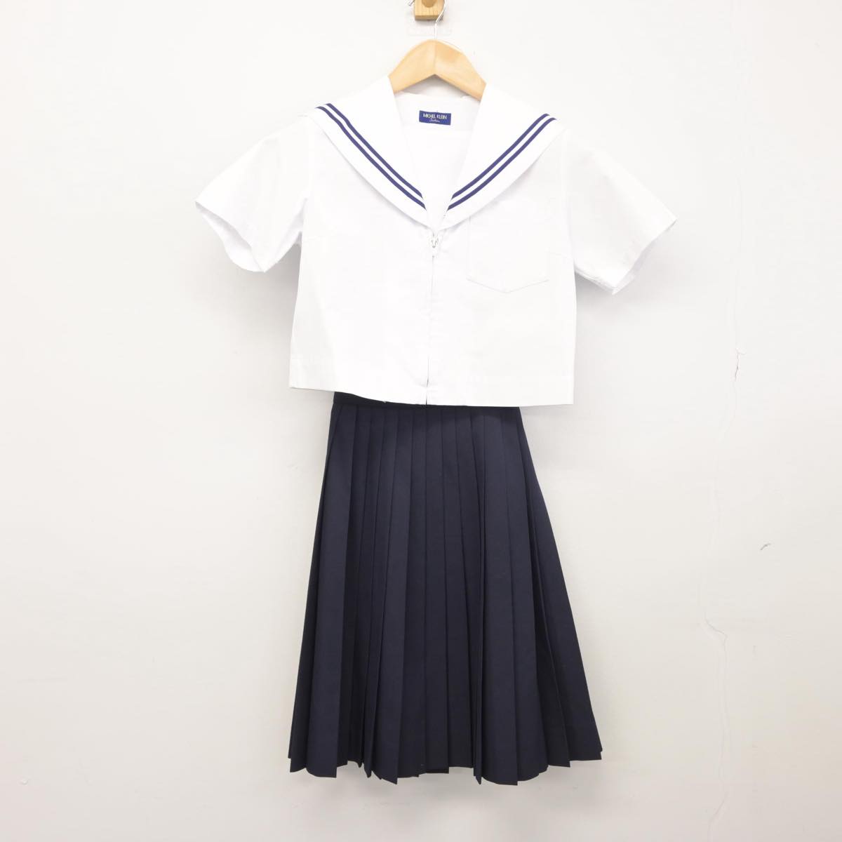 【中古】愛知県 岡崎市立矢作北中学校 女子制服 2点（セーラー服・スカート）sf030639