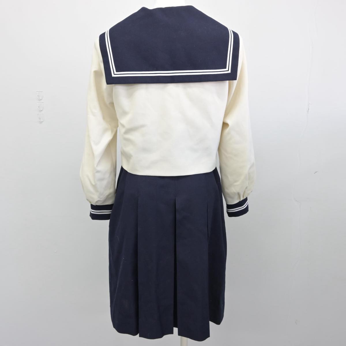 【中古】和歌山県 開智高等学校 女子制服 3点（セーラー服・スカート）sf030692