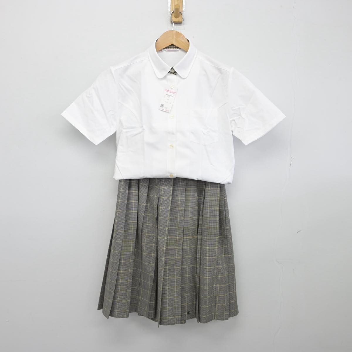 【中古】新潟県 中越高等学校 女子制服 2点（シャツ・スカート）sf030703