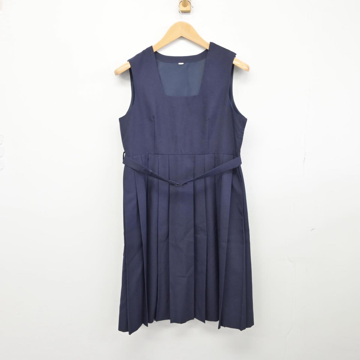 【中古】埼玉県 谷塚中学校 女子制服 3点（シャツ・ジャンパースカート）sf030707