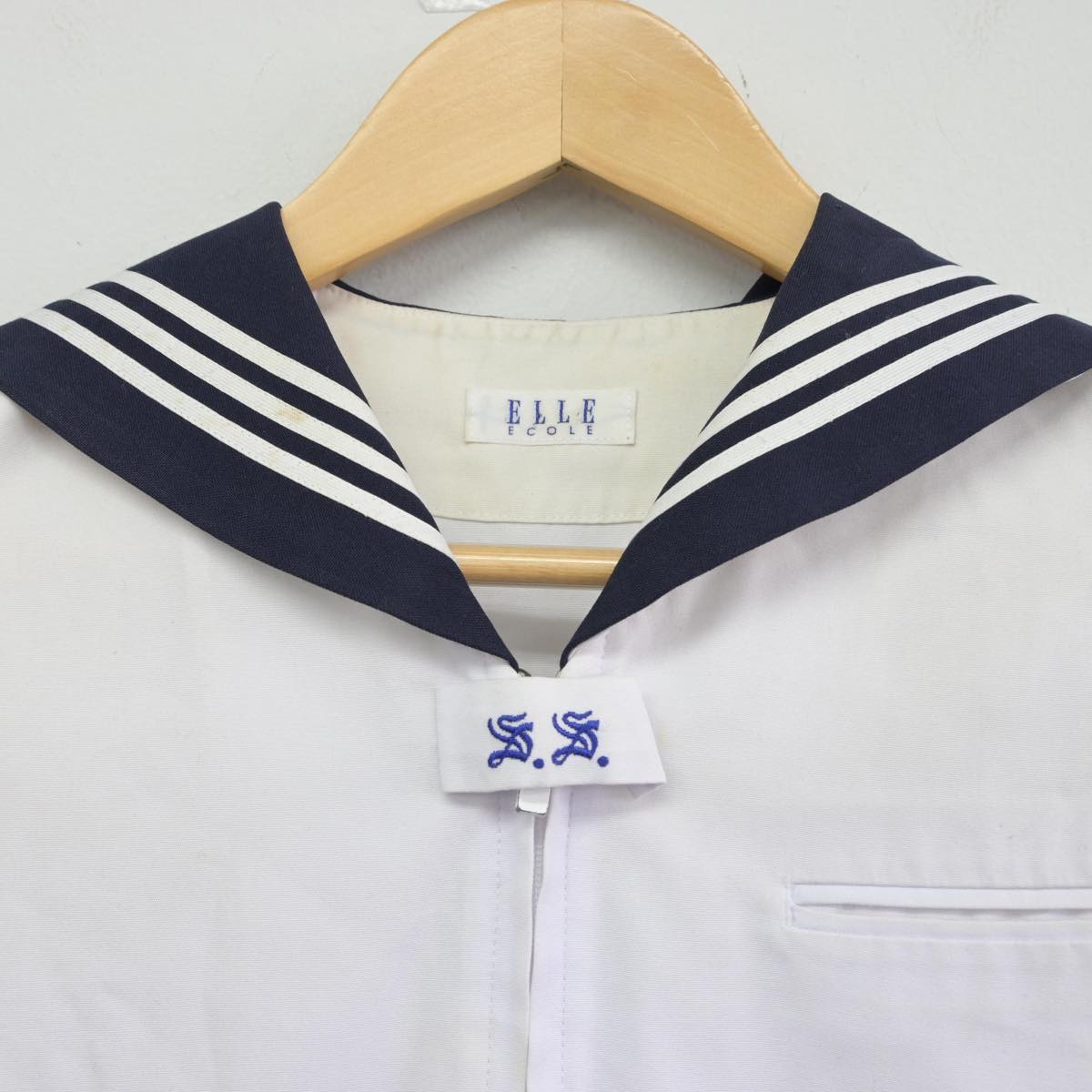 【中古】東京都 昭和女子大学附属昭和中学校 女子制服 1点（セーラー服）sf030837