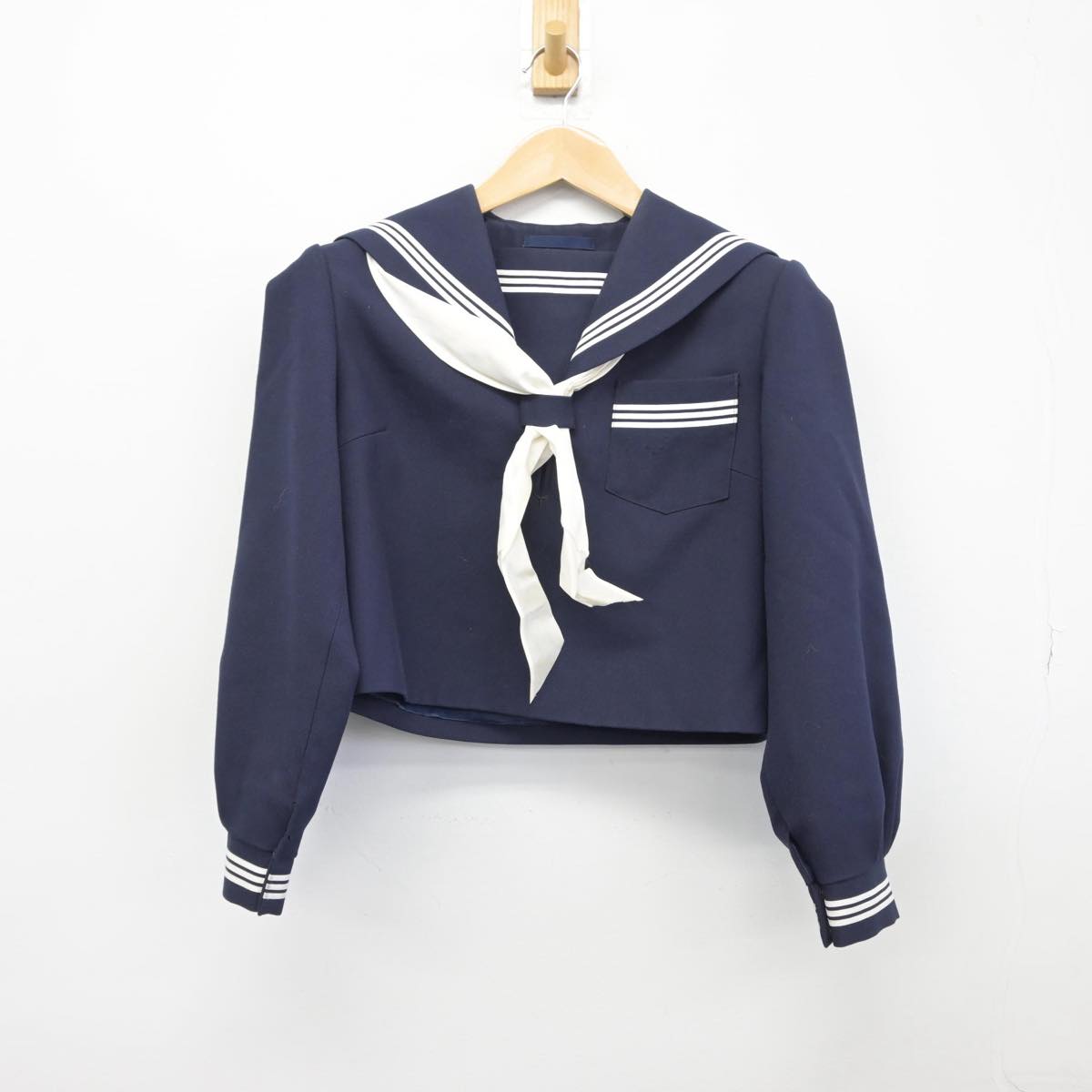 【中古】兵庫県 大的中学校 女子制服 3点（セーラー服・スカート）sf030849