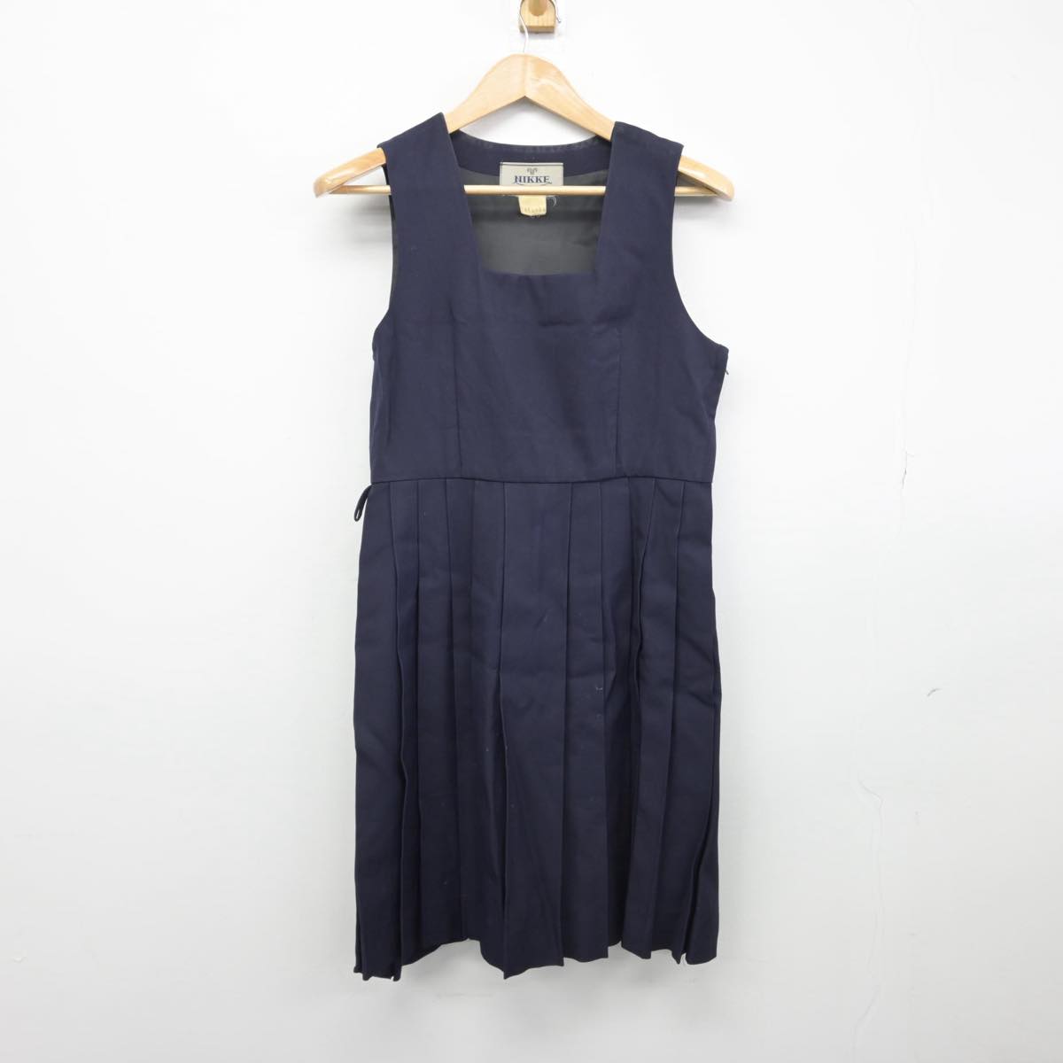 【中古】東京都 佼成学園女子中学校 女子制服 2点（セーラー服・ジャンパースカート）sf030866