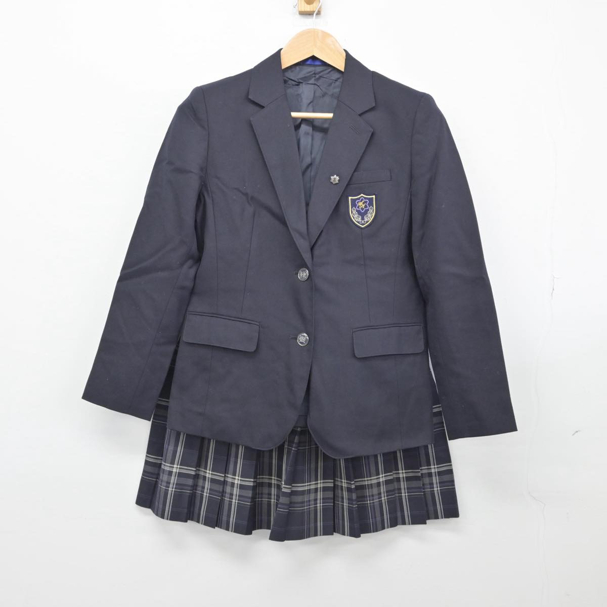 【中古】東京都 新宿高等学校 女子制服 3点（ブレザー・スカート）sf030870