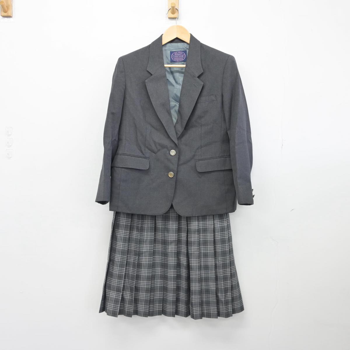 【中古】千葉県 幕張西中学校 女子制服 2点（ブレザー・スカート）sf030984