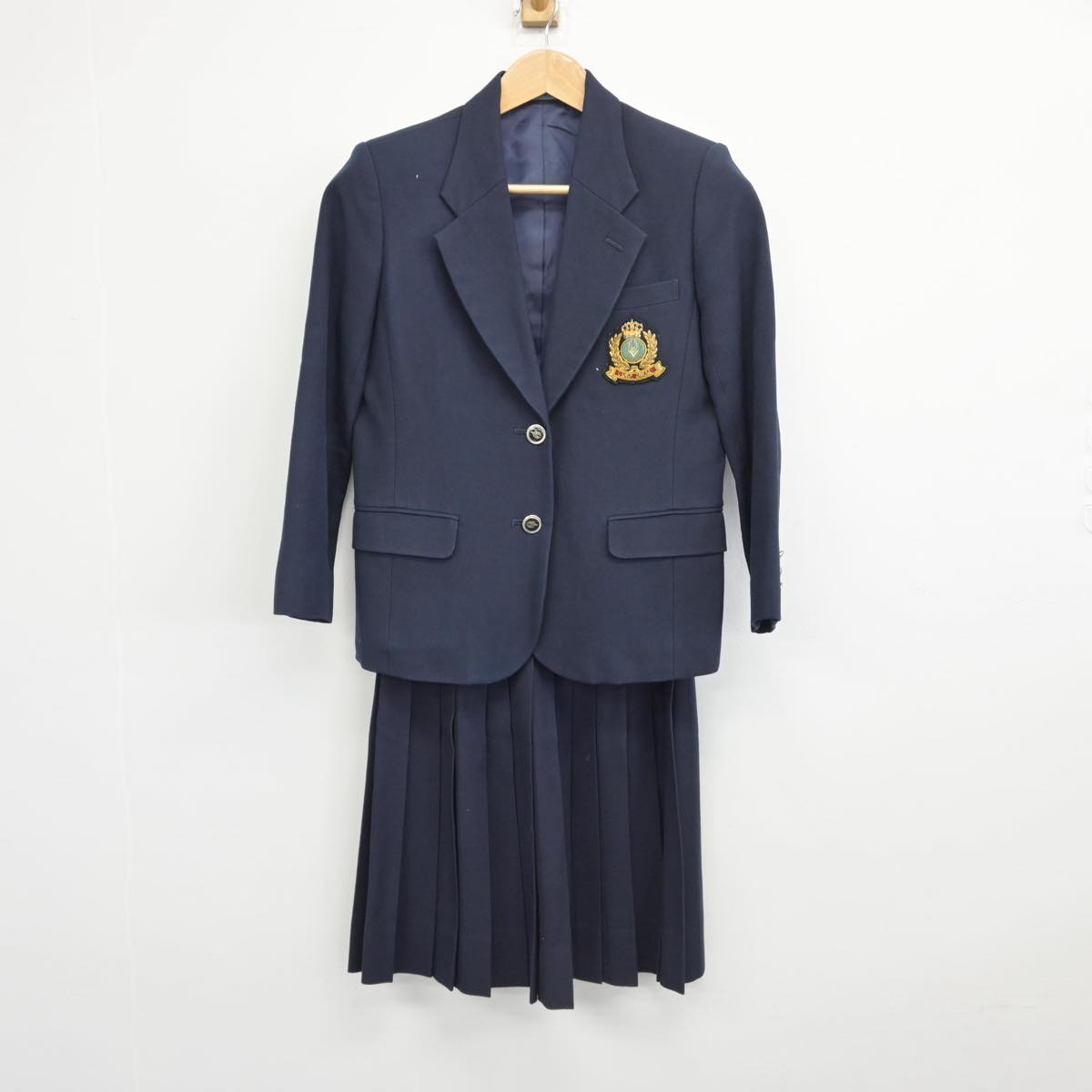 【中古】大阪府 大阪学芸高等学校 女子制服 2点（ブレザー・スカート）sf031036